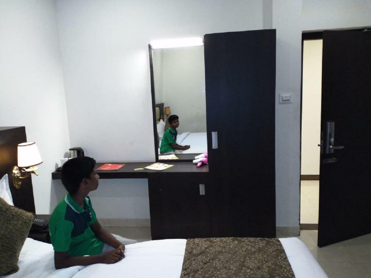 Saravanaa Residency Madurai Exterior photo